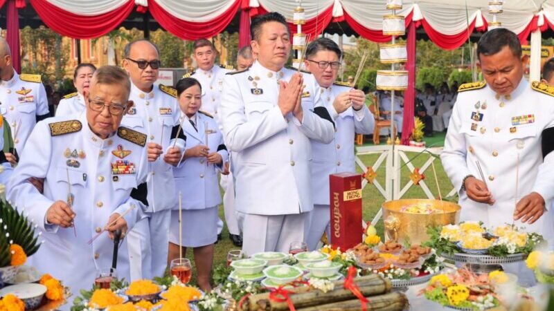 พิษณุโลก – นายก อบจ.พิษณุโลก ร่วมพิธีบวงสรวงและพิธีบำเพ็ญกุศลเพื่ออุทิศถวายสมเด็จพระเจ้าตากสินมหาราช