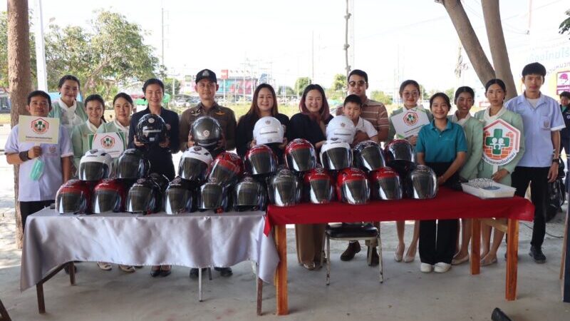 กำแพงเพชร – “รองโป้ง” รอง ผบช.ภ.6 ตรวจเยี่ยมจุดตรวจกำแพงเพชร รณรงค์ปีใหม่ 2569