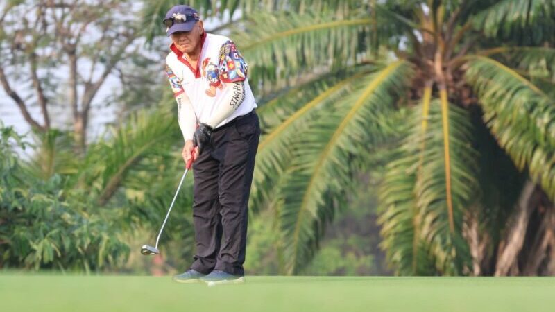 แข็งแรงสุดๆ ลุงป๊อก-ชนกานต์ แขมป์กอล์ฟ ไทยแลนด์ โอเพ่น มาสเตอร์เกมส์ วัน 78 ปี ไม่มีโรคประจำตัว