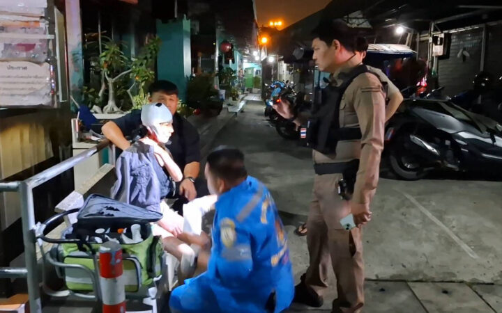 หนุ่มหึงโหดหวาดระแวงคิดว่าแฟนสาวนอกใจ จนมีปากเสียงก่อนทำร้ายแฟนสาวได้รับบาดเจ็บ