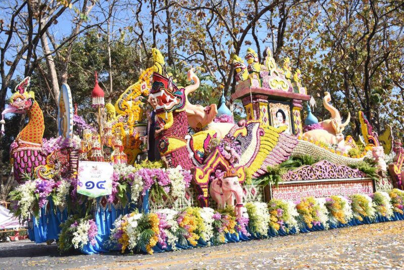 เชียงใหม่เปิดยิ่งใหญ่! มหกรรมไม้ดอกไม้ประดับ ครั้งที่ 49 ตระการตาขบวนรถบุปผชาติกลางเมือง