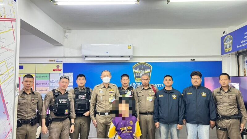 สน.ยานนาวา จับชายวัย 60 ปี ครอบครองปืนเถื่อน หลังผู้พักอาศัยผวาพฤติกรรมคลุ้มคลั่ง เหตุไม่พอใจปัญหาน้ำรั่วซึม