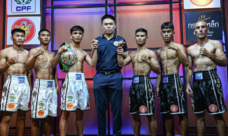 เพชร ซีพีเอฟ ควง มาร์ค อันโตนิโอ (ผู้ท้าชิงชาวฟิลิปปินส์) ขึ้นชั่งน้ำหนักผ่านฉลุยพร้อม ป้องกันแชมป์สภามวยแห่งเอเชีย WBCรุ่นแบนตั้มเวท 118ปอนด์เป็นคู่เอกศึกCPF มวยมันส์สนั่นโลกในวันพุธที่25 กุมภาพันธ์ 2569 ณ เวทีมวยนานานรังสิต ยิงสดช่องทรู24 เวลา 16.00-18.00น.