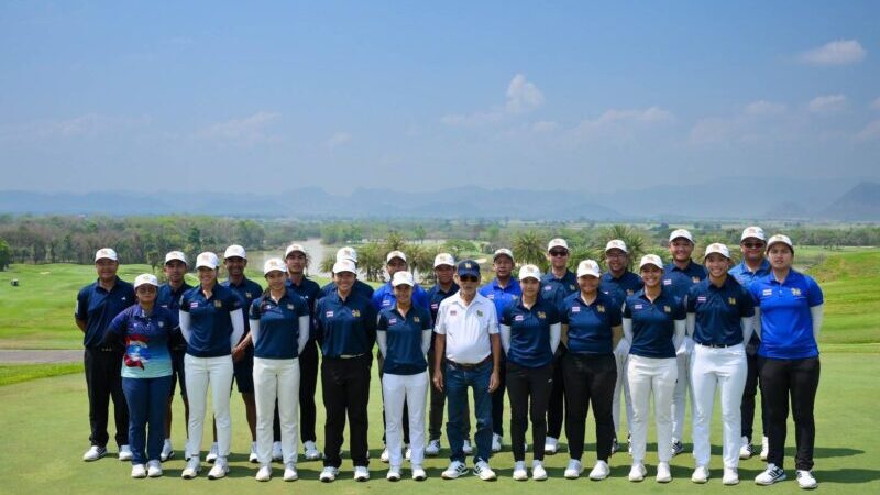 แคมป์เข้มข้น! กอล์ฟทีมชาติไทยลุยเก็บตัวครั้งที่ 2 “นายกรังสฤษดิ์” มั่นใจพร้อมลุยไต้หวัน ทีมกอล์ฟทีมชาติไทย เก็บตัวฝึกซ้อมแคมป์ครั้งที่ 2 ประจำปี 2569 ระหว่างวันที่ 23 กุมภาพันธ์ – 1 มีนาคม 2569 ณ Grand Prix Golf Club จ.กาญจนบุรี โดยมุ่งพัฒนาศักยภาพรอบด้าน ทั้งร่างกาย ความคิด และระบบการเล่นในสนามจริง