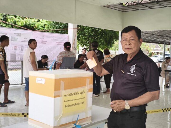 พังงา- “โกชัย” อรรถพล ไตรศรี แชมป์เก่า พรรคภูมิใจไทย ใช้สิทธิเลือกตั้ง-ออกเสียงประชามติ เชิญชวนชาวพังงาออกมาใช้สิทธิให้มากกว่าครั้งที่แล้ว