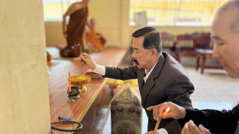 ประชุมใหญ่สามัญสมาคมหนังสือพิมพ์ภาคใต้ฯ “วันนักข่าว”ประชุมใหญ่สามัญสมาคมหนังสือพิมพ์ภาคใต้ฯ “วันนักข่าว” ทำบุญ อุทิศส่วนกุศลให้แก่อดีตนายก กรรมการ สมาชิก ผู้ล่วงลับ ช่วงบ่ายเสวนา”สื่อปัจจุบันและอนาคต”พร้อมมอบทุนการศึกษา และตอนเย็นงานเลี้ยงสังสรรค์