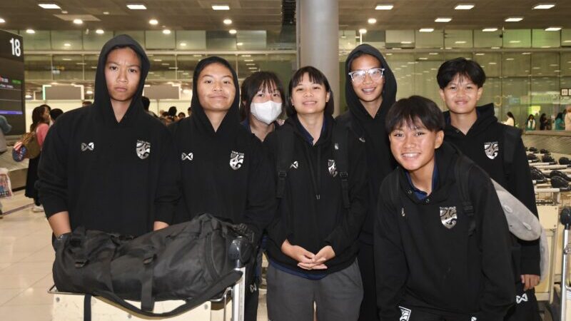 ฟุตบอลหญิงไทย U20 เดินทางกลับถึงประเทศไทย หลังเสร็จภารกิจ BEE GIRLS TROPHY 2026, “โค้ชหนึ่ง” รับทีมต้องเร่งแก้ไขข้อพลาดก่อนลุยชิงแชมป์เอเชีย รอบสุดท้าย