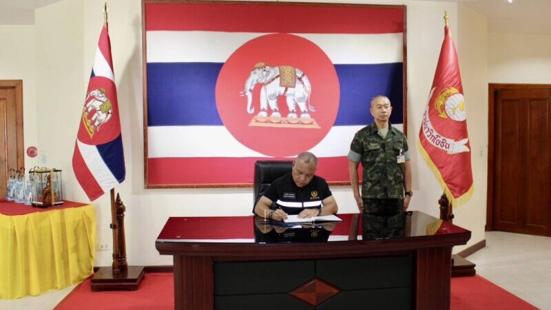 ผู้อำนวยการองค์การสงเคราะห์ทหารผ่านศึก พร้อมนายกสมาคมแม่บ้านองค์การสงเคราะห์ทหารผ่านศึกนำคณะตรวจเยี่ยมครอบครัวทหารผ่านศึกจังหวัดจันทบุรี