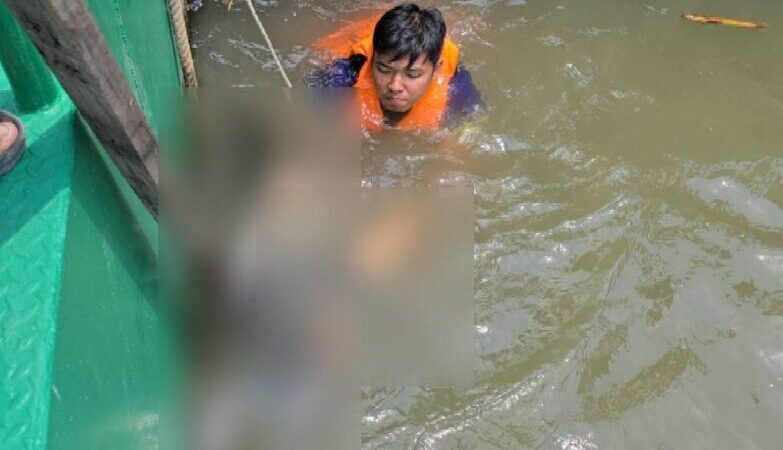 พบศพหญิงนิรนามลอยแม่น้ำเจ้าพระยา ย่านคลองสาน คาดเสียชีวิตไม่ต่ำกว่า 24 ชั่วโมง