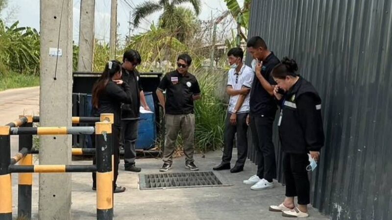 “นายกน้ำพุ” ลุยตรวจโรงงานผิดกฎหมาย เร่งแก้ปัญหากลิ่นเหม็น คืนคุณภาพชีวิตชาวมาบไผ่ นายนิกร แซ่อึ้ง นายกองค์การบริหารส่วนตำบลมาบไผ่เดินหน้าจัดการปัญหาความเดือดร้อนของประชาชนอย่างจริงจัง ภายใต้การนำของ “นายกน้ำพุ” นายนิกร แซ่อึ้ง นายกองค์การบริหารส่วนตำบลมาบไผ่ ที่ให้ความสำคัญกับคุณภาพชีวิตของประชาชนในพื้นที่เป็นอันดับแรก