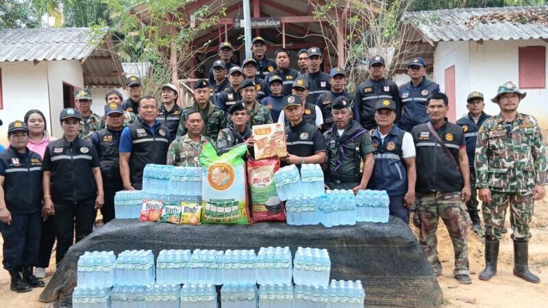 ​ชุมพร ระอุ! กองกำลังผสมทหาร-ป่าไม้-ปกครอง บุกลึกตะเข็บชายแดนไทย-พม่า ตรวจเข้มจุดสกัด “ช่องขมิ้ว” เผยเส้นทางสุดโหด ข้ามน้ำ 31 สาย มุ่งหน้าพิทักษ์ป่าต้นน้ำหล่อเลี้ยงคนชุมพร ลั่น! ใครกล้าแหกกฎรุกรานธรรมชาติ เจอกันสายด่วน 1374 ตลอด 24 ชั่วโมง!
