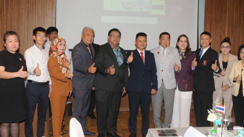 จัดฟุตบอลเยาวชนสานฝัน 4 จังหวัดชายแดนใต้ คัดเลือดยอดทีมไปฝึกทักษะลูกหนังต่างแดน         