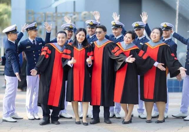 “สจ.กิ๊บ” คนรุ่นใหม่ไฟแรง! ทั้งสวยทั้งเก่ง ดีกรีมหาบัณฑิต มุ่งพัฒนาบ้านบึงเต็มกำลัง สมศรัทธาประชาชน