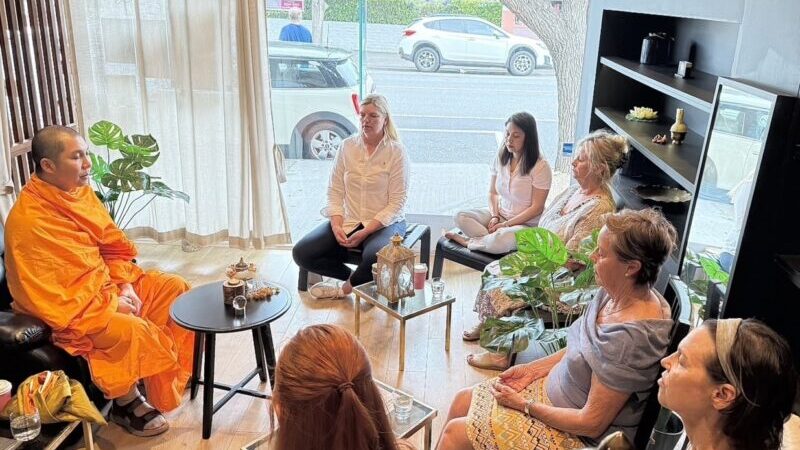 ปทุมธานี – แสงธรรมท่ามกลางโลกตึงเครียด วัดพระธรรมกายเมลเบิร์นเปิดพื้นที่สงบใจให้ชาวออสเตรเลีย