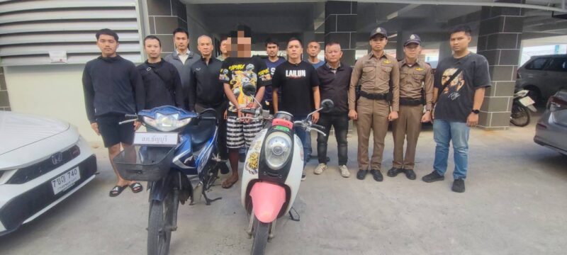 ปทุมธานี – ตร.จับหนุ่ม19แท็กทีมเด็ก13ตระเวนลักจยย.อ้างแค่อยากได้ไว้ขี่เล่นเพราะไม่มีรถตั้งแต่เด็ก