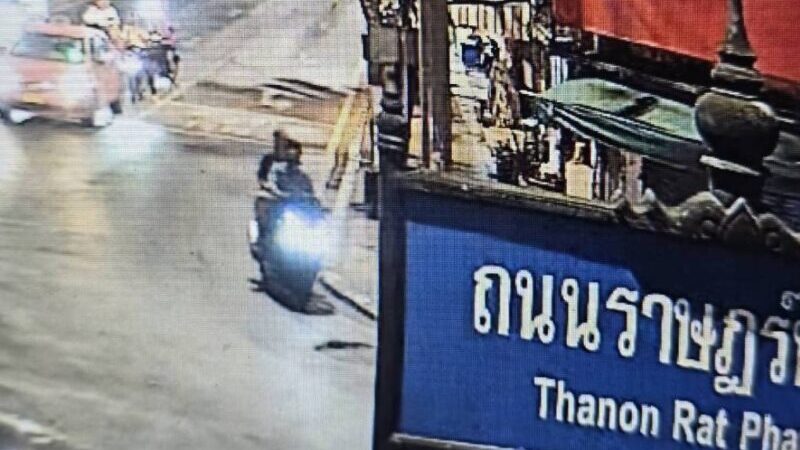 วัยรุ่น 16 ปี งง ถูกชายหญิงปริศนาขี่ จยย.ตามประกบ ใช้ไขควงแทงกลางแยกไฟแดงราษฎร์บูรณะ ก่อนหลบหนี ผู้เสียหายเข้าแจ้งความตำรวจ