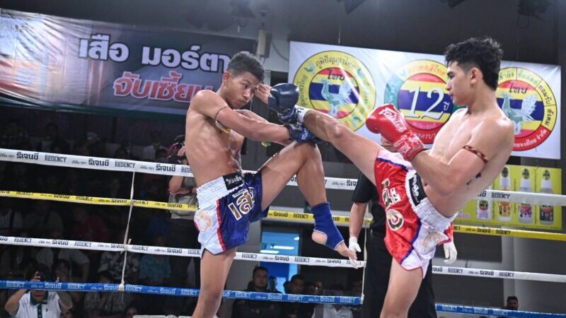 หมัดคมจัดชัดเต็มคาง! “แสงพนม” ปล่อยฮุกขวาเข้าเต็มคาง “วุฒิเดช” ร่วงยก 2 ศึก “มวยรอบปูนเสือ มวยไทยพันธุ์แท้ ครั้งที่ 25” สาย C นัดที่สอง