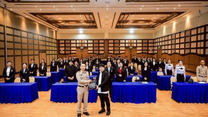 รพ.สมเด็จพระนางเจ้าสิริกิติ์ฯ รับคณาจารย์และ นศ. ศิลปะศาสตรบัณฑิตฯ เยี่ยมชมดูงานด้านการบริการ