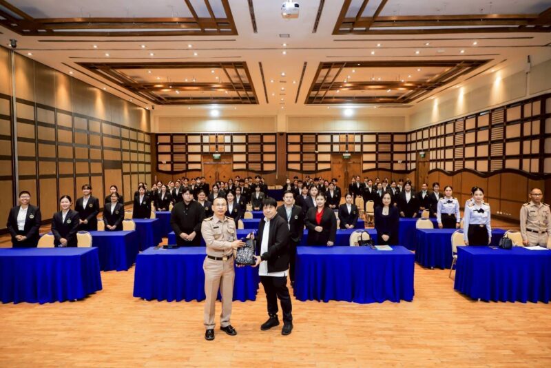 รพ.สมเด็จพระนางเจ้าสิริกิติ์ฯ รับคณาจารย์และ นศ. ศิลปะศาสตรบัณฑิตฯ เยี่ยมชมดูงานด้านการบริการ