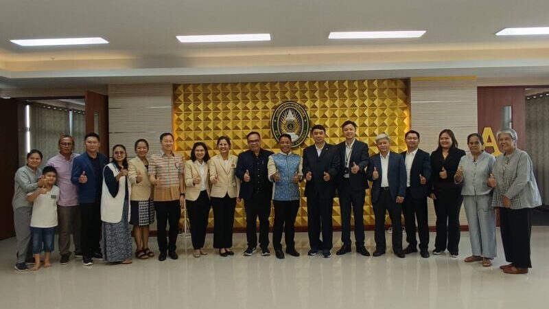 ร้อยเอ็ด – เปิดเวทีไทย–จีน “นวัตกรรมข้าว” มรภ.ร้อยเอ็ดจับมือมหาวิทยาลัยกว่างซี ต่อยอดวิจัยแก้จน ยกระดับเศรษฐกิจฐานราก