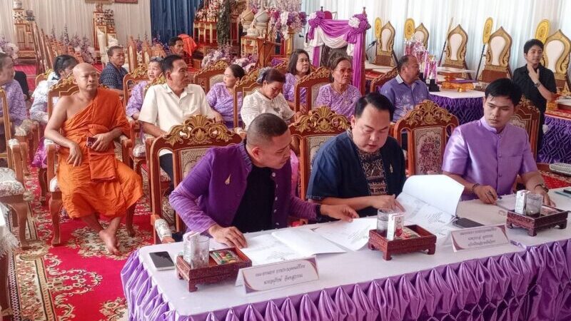 ชุมพร-เมื่อวันที่ 2 เมษายน 2569 ณ วัดปากคลอง ตำบลนาทุ่ง อำเภอเมืองชุมพร จังหวัดชุมพร นายเลิศเชาว์ ลือชัย นายกองค์การบริหารส่วนตำบลนาทุ่ง เป็นประธานเปิดกิจกรรม “การประกวดดนตรีไทย ระดับประถมศึกษา” เพื่อเฉลิมพระเกียรติสมเด็จพระกนิษฐาธิราชเจ้า กรมสมเด็จพระเทพรัตนราชสุดาฯ สยามบรมราชกุมารี เนื่องในวันอนุรักษ์มรดกไทย 2 เมษายน ภายใต้โครงการเทิดทูนสถาบันพระมหากษัตริย์ ประจำปีงบประมาณ พ.ศ. 2569 ของจังหวัดชุมพร