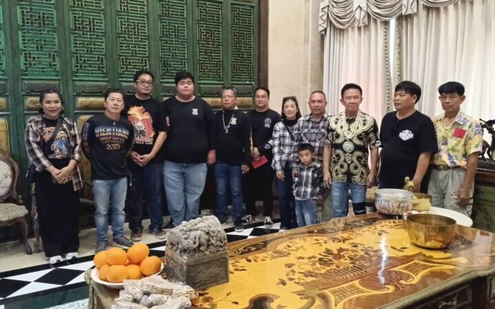 มุกดาหาร กลุ่มมุกดาหาร ไรเดอร์ รดน้ำขอพรเนื่องในวันสงกรานต์