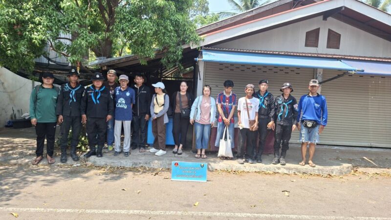 หน่วย บก.ควบคุมที่ 1 ร.3 กกล.สุรศักดิ์มนตรี โดยร้อย.ฉก.ทพ.2107.ฉก. ทพ 21 ชป.คทร การบังคับใช้กฎหมาย ต่อผู้กระทำผิด พ.ร.บ.คนเข้าเมืองตาม แนวชายแดนริมฝั่งแม่น้ำ ณ บริเวณวัดท่าดอนตาล