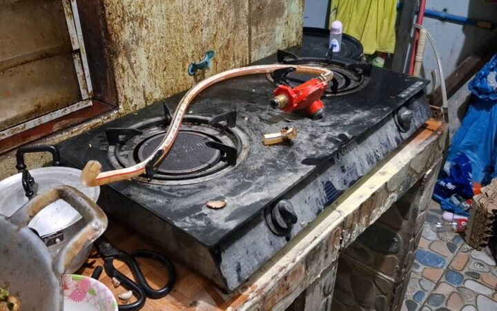 เตือนภัยแก๊สรั่วจนระเบิดสนั่นขณะทำกุ้งอบวุ้นเส้น บาดเจ็บ 1 ราย