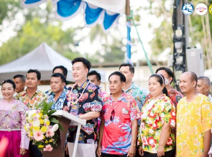 ประจวบคีรีขันธ์ _ชื่นมื่น! เทศกาลสงกรานต์บ้านกรูด 2569 ยิ่งใหญ่ ขบวนแห่นางสงกรานต์ตระการตา การแสดงขบวนนางรำ สืบสานประเพณีทำบุญตักบาตร และรดน้ำดำหัวผู้สูงอายุสนับสนุนโดย การท่องเที่ยวแห่งประเทศไทย