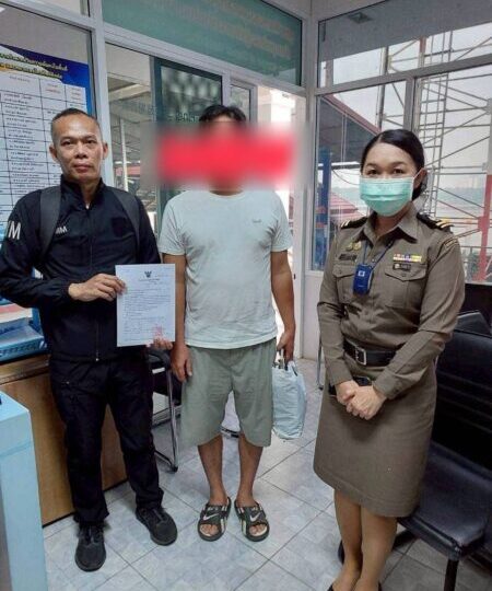 ตม.เชียงแสนรวบหนุ่มจีนตามหมายจับศาลร้อยเอ็ด คดีฉ้อโกง-ปลอมเอกสาร-ฟอกเงิน