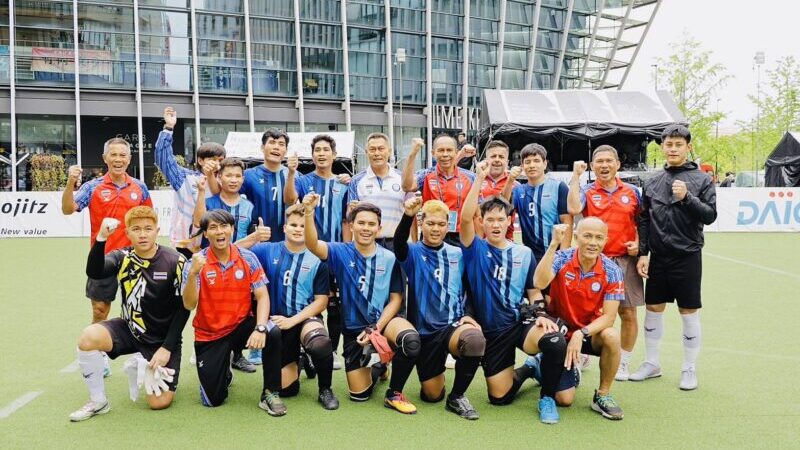 ทัพนักเตะคนตาบอดทีมชาติไทยโชว์ฟอร์มแกร่งส่งท้ายรอบแรก กิตติกร บัวดี และ ปัญญาวุฒิ คุพันธ์ ช่วยกันซัดคนละเม็ดพาทีมกำราบอุซเบกิสถาน 2-0 จบอันดับ 2 ของกลุ่มบี การันตีตั๋วลุยรอบรองชนะเลิศปะทะ “ซามูไรบลู” ญี่ปุ่น พร้อมขยับเข้าใกล้โควต้าชิงแชมป์โลกและพาราลิมปิกไปอีกก้าว