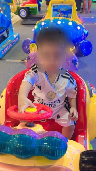 มุกดาหาร ปู่วัย 37 รับตีหลานชาย 2 ขวบสาหัส อ้างเสพยาบ้าก่อนก่อเหตุตำรวจคุมตัวสอบเข้ม