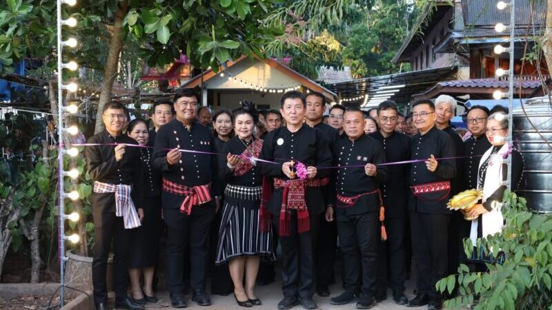 ชุมพร-ผู้ว่าฯ ชุมพรเปิดงาน ประเพณีไทยทรงดำ วัดดอนรวบ ชู Soft Power สืบสานวัฒนธรรมไทดำสู่คนรุ่นหลัง
