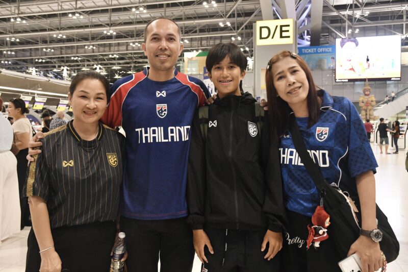 “โค้ชมิ่ม” นำ ฟุตบอลหญิงไทย U17 เดินทางสู้ศึกชิงแชมป์เอเชีย 2026 ลุ้นตั๋วบอลโลก, มองทีมพยายามทำงานหนักเพื่อเป้าหมาย