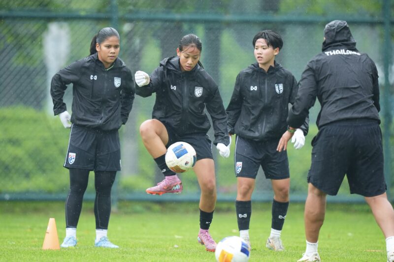 #เดิมพันตั๋วฟุตบอลเยาวชนหญิงโลกU17 ฟุตบอลหญิงไทย U17 ซ้อมต่อเนื่อง เตรียมลุยศึกชิงแชมป์เอเชีย 2026, “นภัสวรรณ์” รับทุกคนพยายามปรับตัวกับสภาพอากาศเพื่อทำผลงานให้ดี