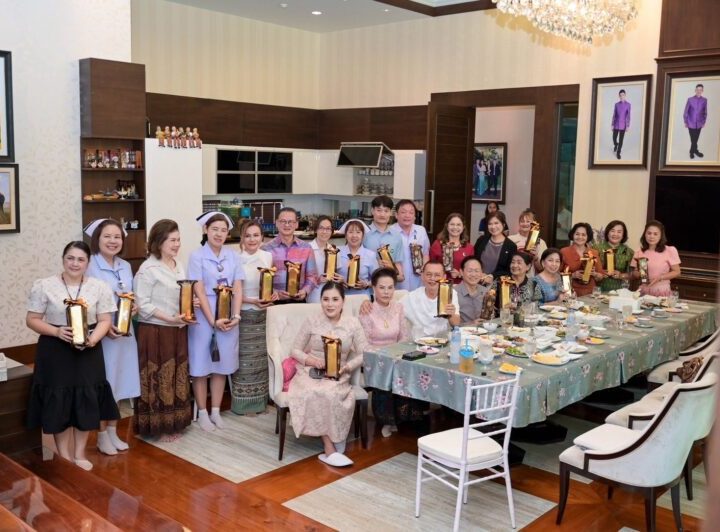 “เสี่ยหรั่ง–ซ้อแรม” ทำบุญครบรอบแต่งงาน 30 ปี บริจาคกว่า 5.6 แสนบาท หนุนสาธารณกุศลเมืองกำแพงเพชร“