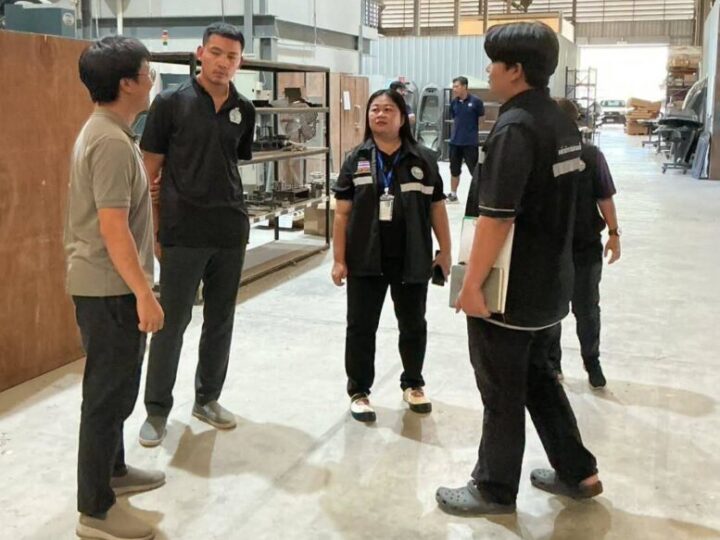 “นายกน้ำพุ” สั่งลุยตรวจโรงงานมาบไผ่เข้ม! กำชับห้ามรับสินบน เร่งแก้ปัญหาตามร้องเรียนประชาชน