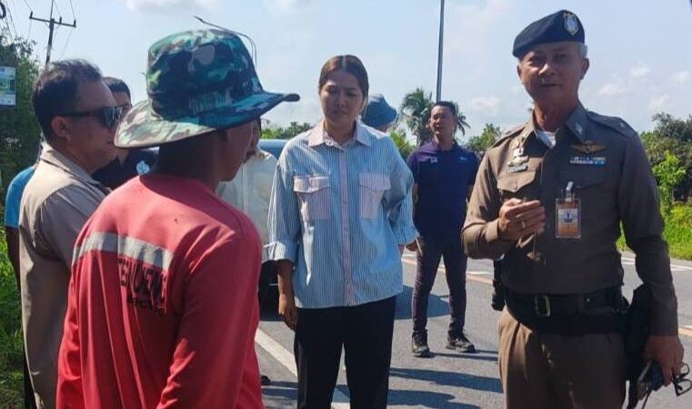 “สจ.กิ๊บ” ลุยตรวจพื้นที่บ้านบึง จับขบวนการลักอุปกรณ์ไฟส่องสว่าง กระทบความปลอดภัยประชาชน