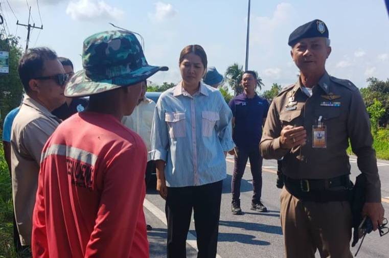 “สจ.กิ๊บ” ลุยตรวจพื้นที่บ้านบึง จับขบวนการลักอุปกรณ์ไฟส่องสว่าง กระทบความปลอดภัยประชาชน