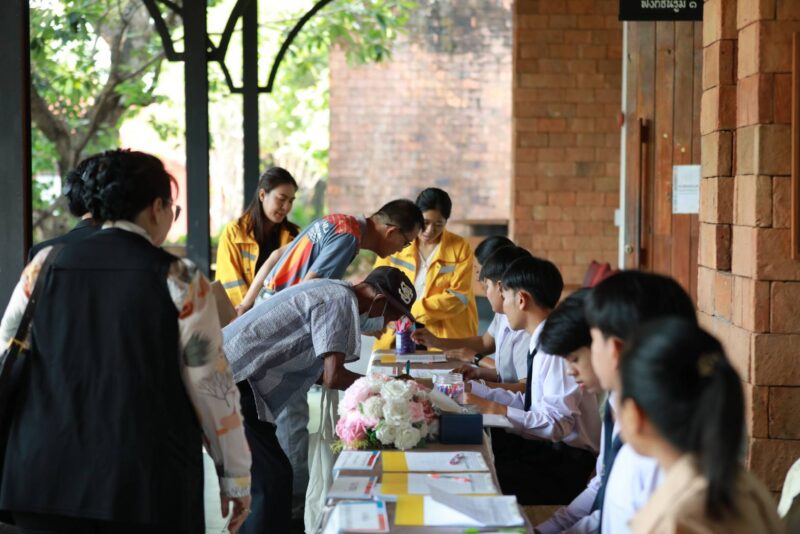 การประชุมสรุปผลการคัดเลือกรูปแบบการพัฒนาโครงการ (สัมมนา ครั้งที่ 3) โครงการจ้างวิศวกรที่ปรึกษาสำรวจและออกแบบเพิ่มประสิทธิภาพทางหลวงบนทางหลวง