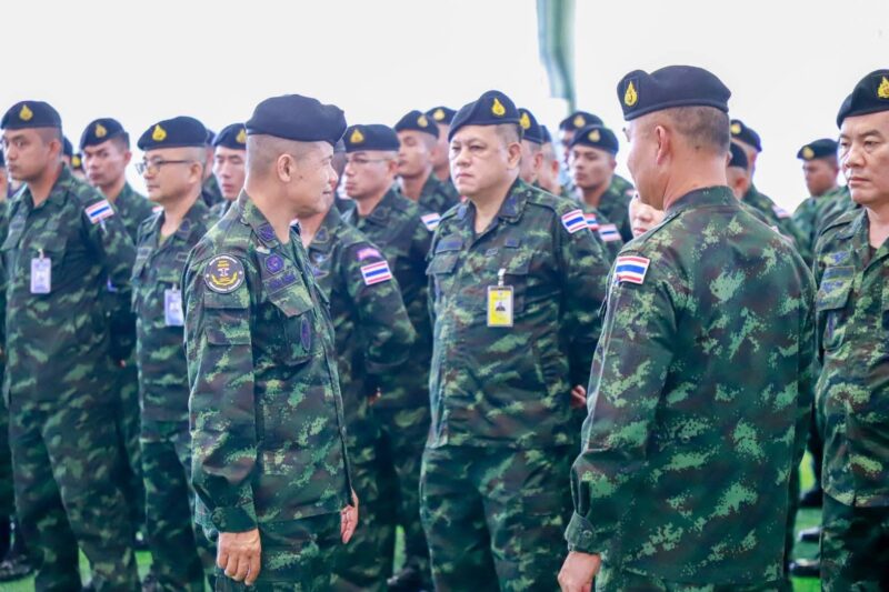 แม่ทัพภาคที่ 4 เน้นย้ำบริหารงานโปร่งใส ผู้มาปฏิบัติราชการต้องมีตัวตนและตรวจสอบได้ พร้อมเดินหน้าปฏิบัติงานเชิงรุก เพื่อสร้างสันติสุขให้ประชาชนชายแดนใต้  