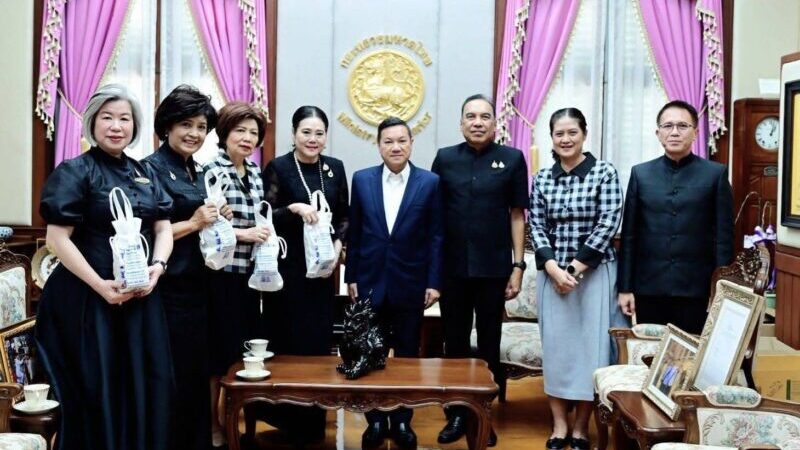 ปลัดมหาดไทยหารือร่วมสภาสมาคมสตรีแห่งชาติ ในพระบรมราชินูปถัมภ์ เตรียมนำเสนอสุดยอดผลิตภัณฑ์สตรีไทย OTOP Premium ในงาน วันสตรีไทย 2569 หนุนเสริมการกระตุ้นเศรษฐกิจฐานราก สร้างคุณค่าสตรีไทยสู่สากล