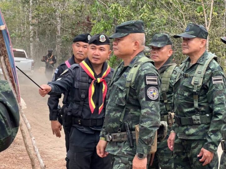 แม่ทัพภาคที่ 2 ลงพื้นที่ตรวจเยี่ยมกำลังพลชายแดนไทย–กัมพูชา เสริมขวัญแนวหน้า