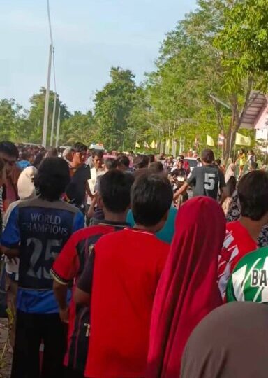 ยิงสนั่นสนามแข่ง! นักบอลหนุ่มดับคาที่ “ท่าม่วงคัพ” มือปืนเผ่นบิ๊กไบค์ลอยนวล