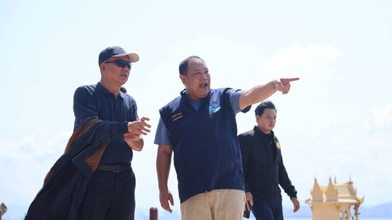 มหาดไทยลงพื้นที่เกาะสีชัง ติดตามแผนเพิ่มพื้นที่สีเขียว เตรียมปลูกเสริมป่ากว่า 367 ไร่
