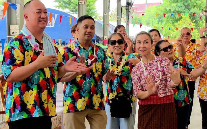 ลพบุรี – คึกคัก สืบสานประเพณีเทศกาลสงกรานต์ไทย-พวน