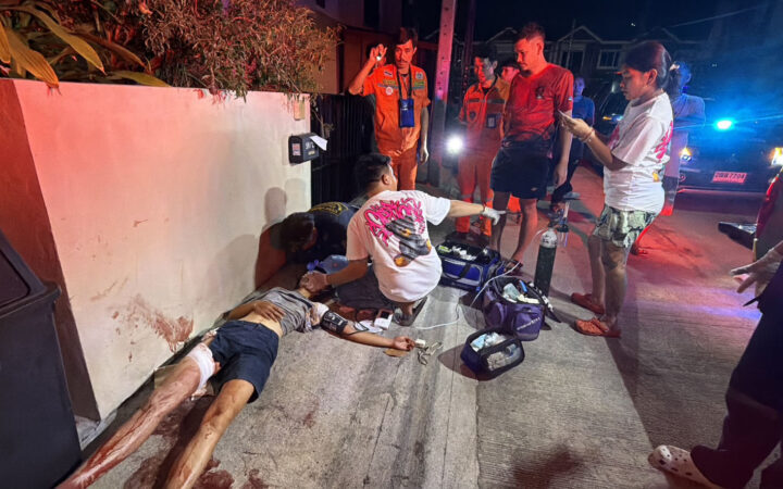 วงจรปิดจับภาพชัด สาวทอมแค้นจัดบุกแทงแฟนใหม่กลางดึกบาดเจ็บสาหัส ปม พิษรักแรงหึง