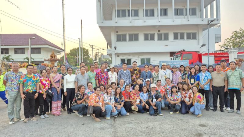 ประจวบคีรีขันธ์ – รมช.มหาดไทย ควง ท่าน มนัญญา เปิดงานประเพณีสงกรานต์ ประจำปี 2569 ที่ประจวบฯ มีชาวทับสะแกต้อนรับจำนวนมาก เป็นไปอย่างอบอุ่น