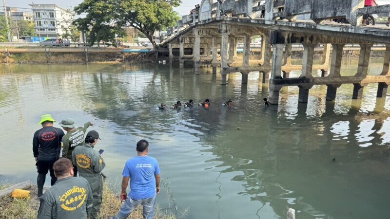 ปทุมธานี – สลด! สาววัย 17 ทิ้งจดหมายลาตายถึงพ่อในเรือนจำ ก่อนกระโดดสะพานข้ามคลองจบชีวิต
