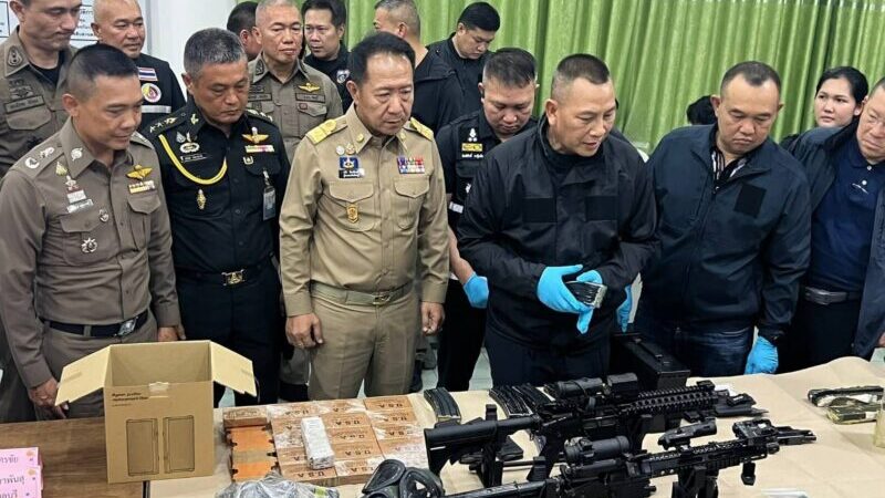 รวบหนุ่มจีนซุกคลังแสงพัทยา! ผบ.ตร.-ผวจ.ชลบุรี แถลงด่วน สั่งขยายผลเข้มหวั่นกระทบความมั่นคง
